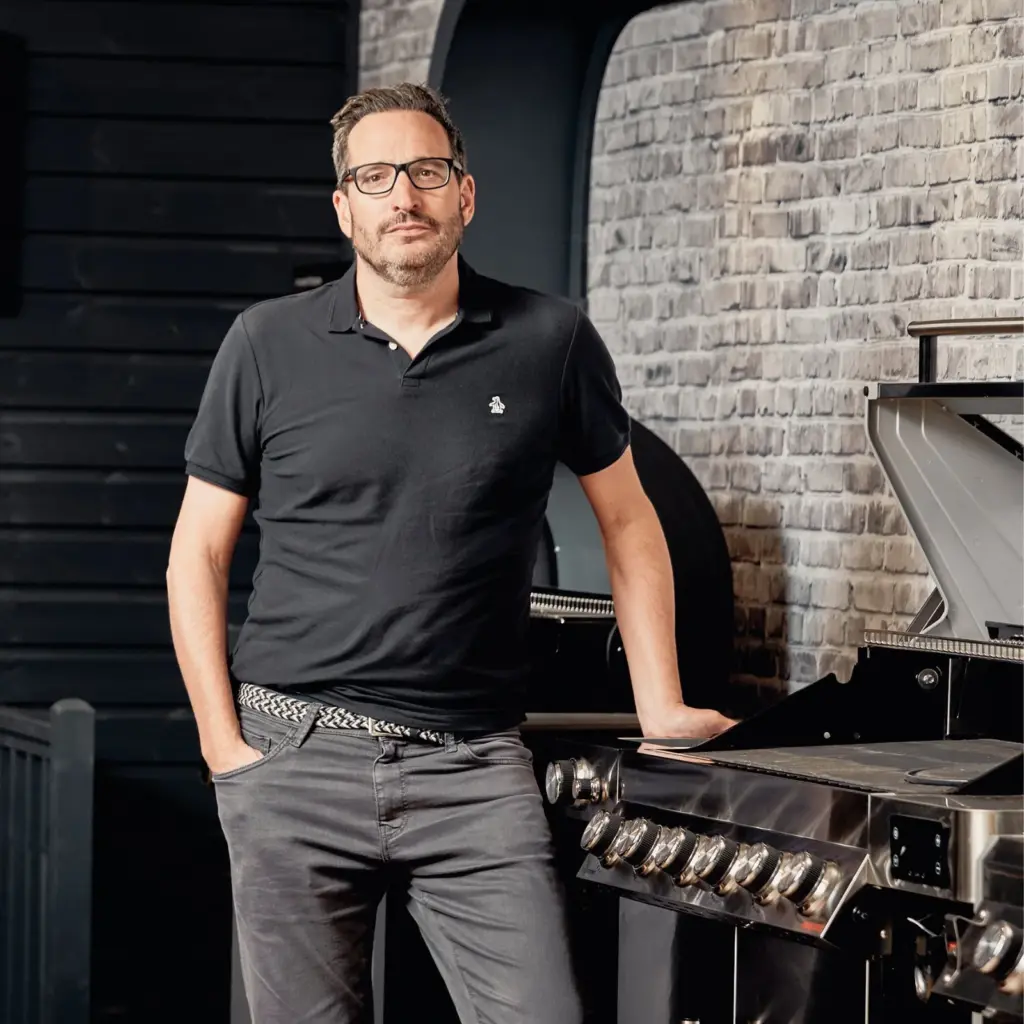 LeisureGrow is the parent business of Grillstream, Casa Mia, LG Outdoor, NOMA lighting, and Petface – established in 1999 and manufacturing innovative products for homes and gardens.