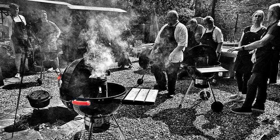 Harts Barn Cookery School’s ethos is all about cooking for all. This means that we offer cookery classes that are accessible, practical, affordable, give confidence and are lots of fun.