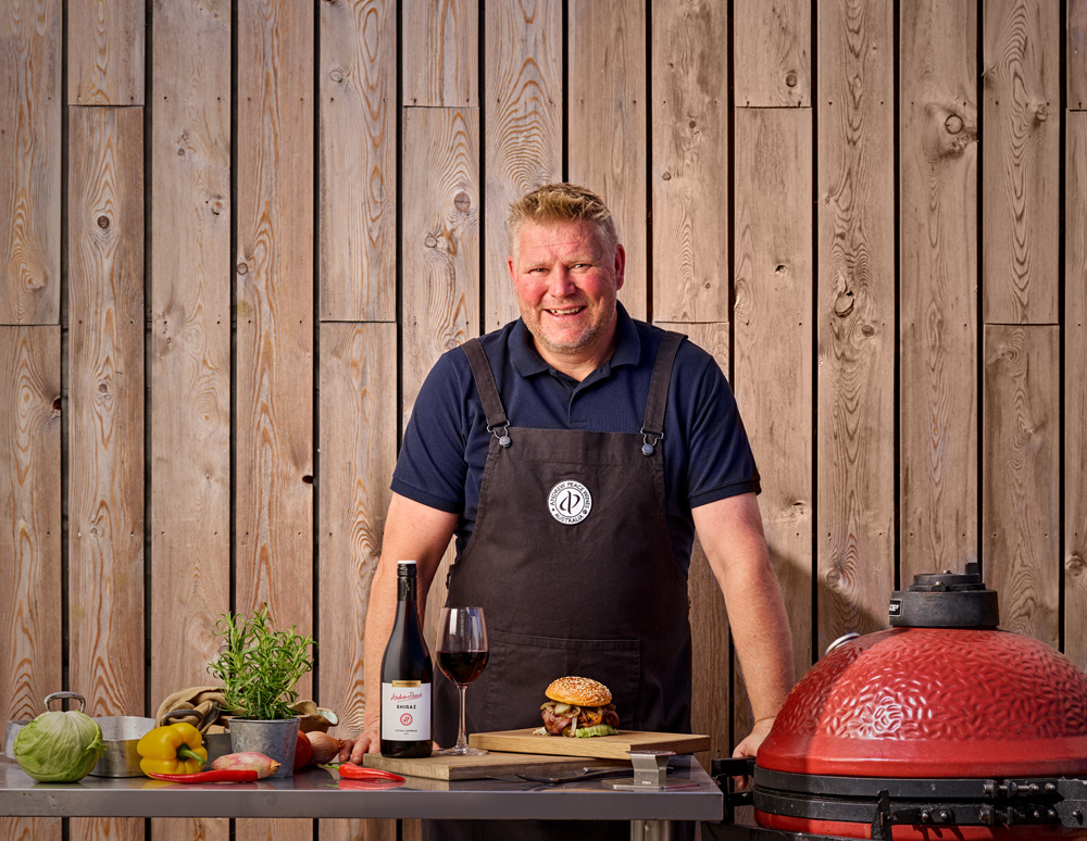 Run by former England cricketer, Matthew Hoggard, Hoggy’s Grill is a purpose-built BBQ school based in the beautiful surroundings of Rutland.