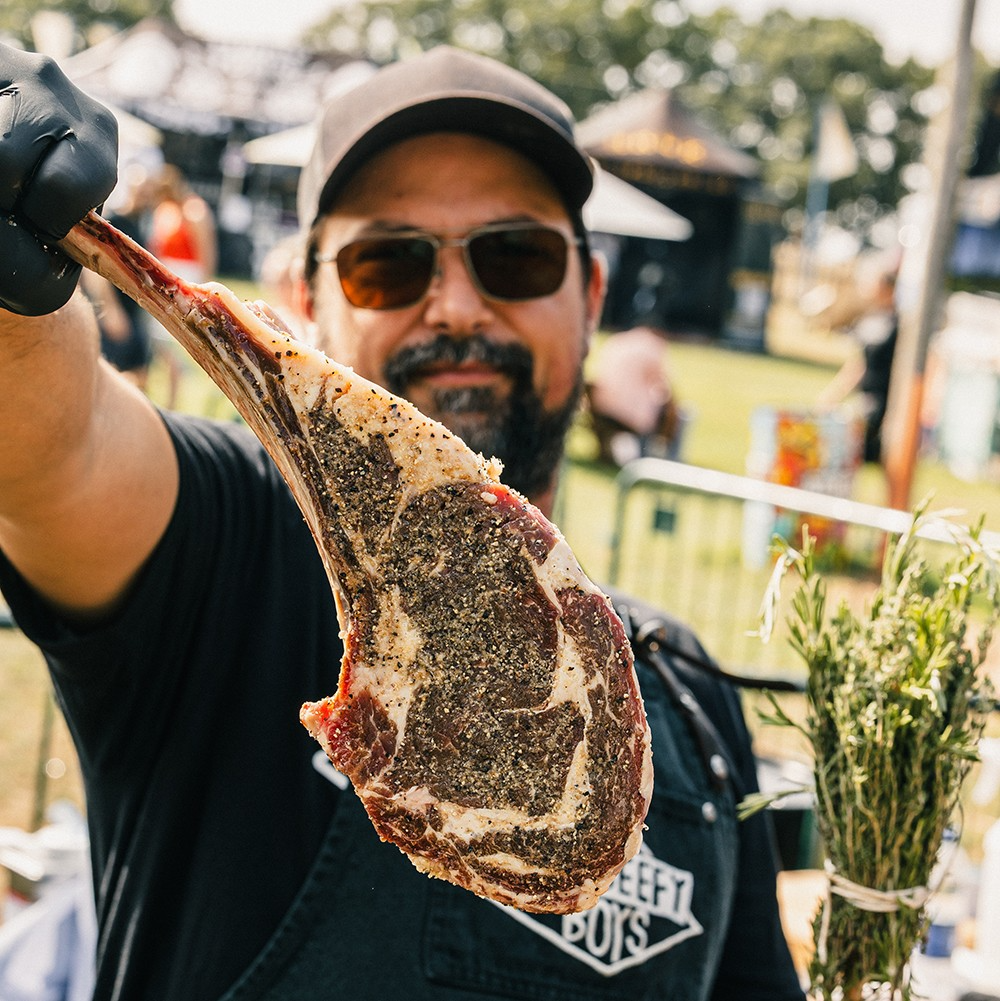 August brings three major live-fire food festivals to the UK: Smoke & Fire Festival, Roost chicken Festival, and Beef Stock. Expect flame-grilled feasts, celebrity chef demos and championship cook-offs across all three.